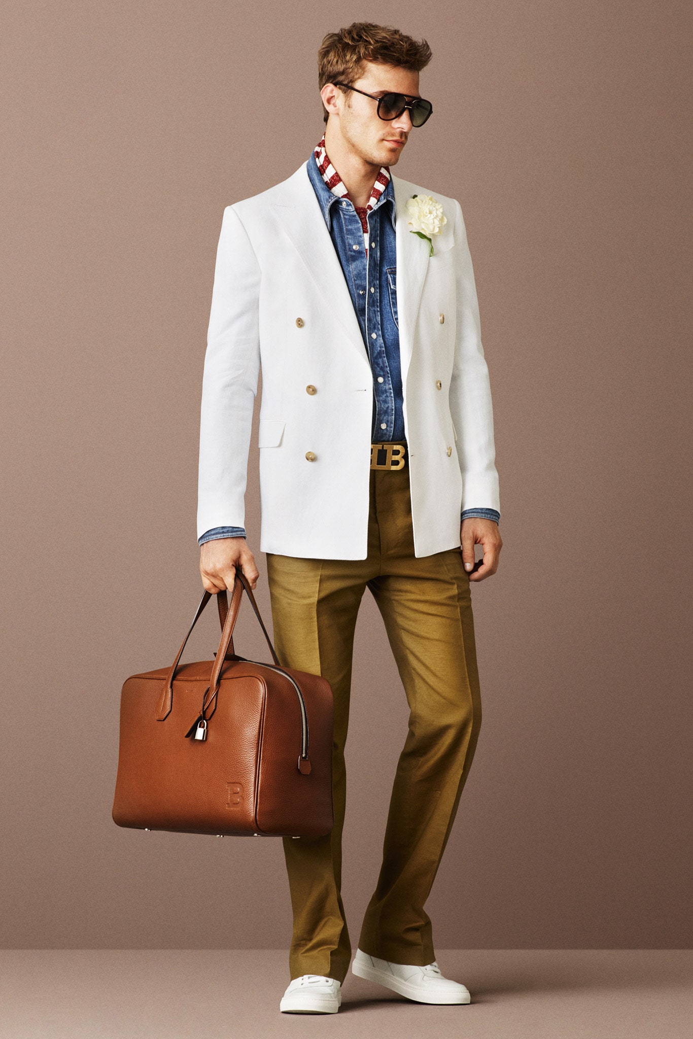 white tailored blazer with blue shirt