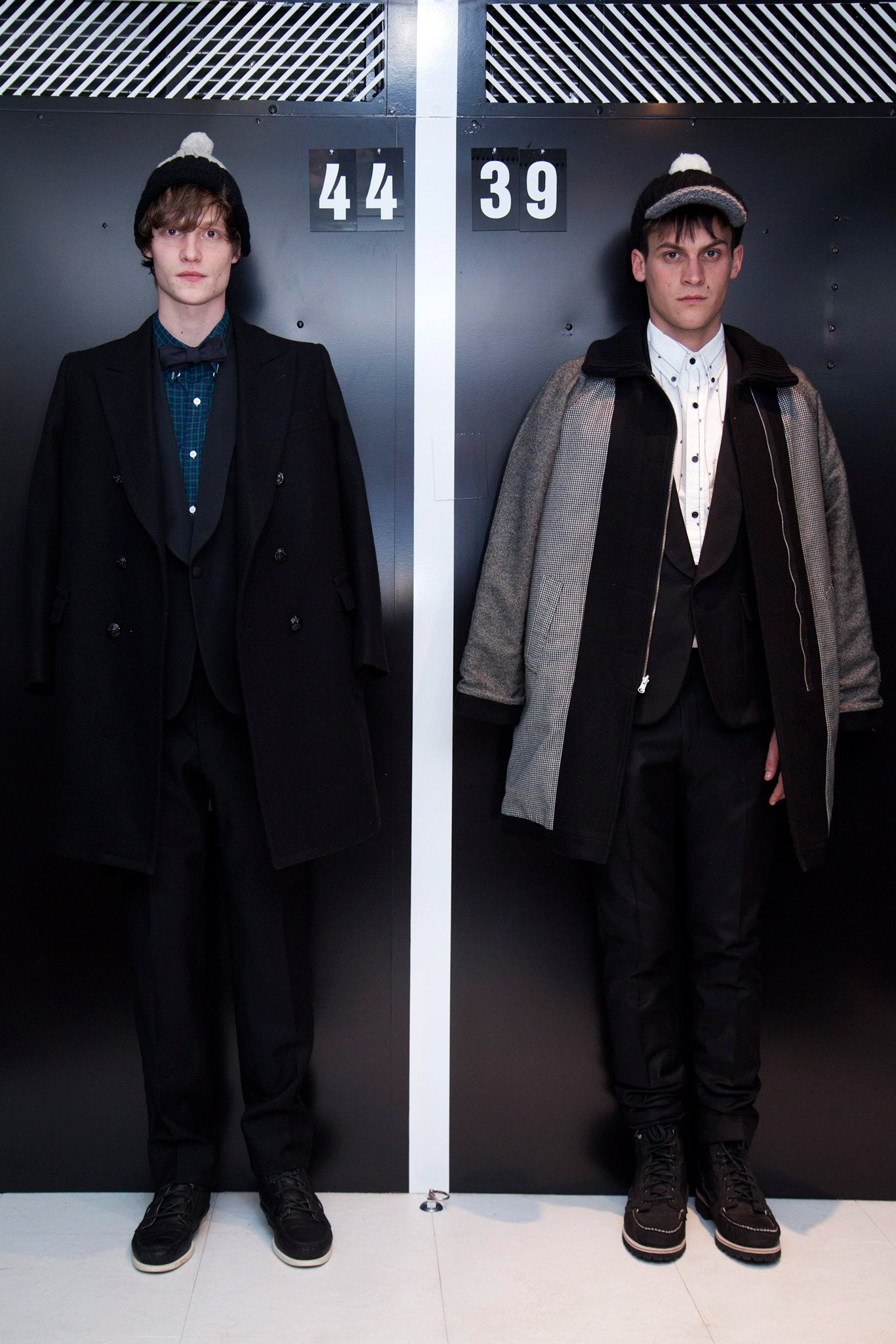 gray wool long-sleeve tailored zippered jacket