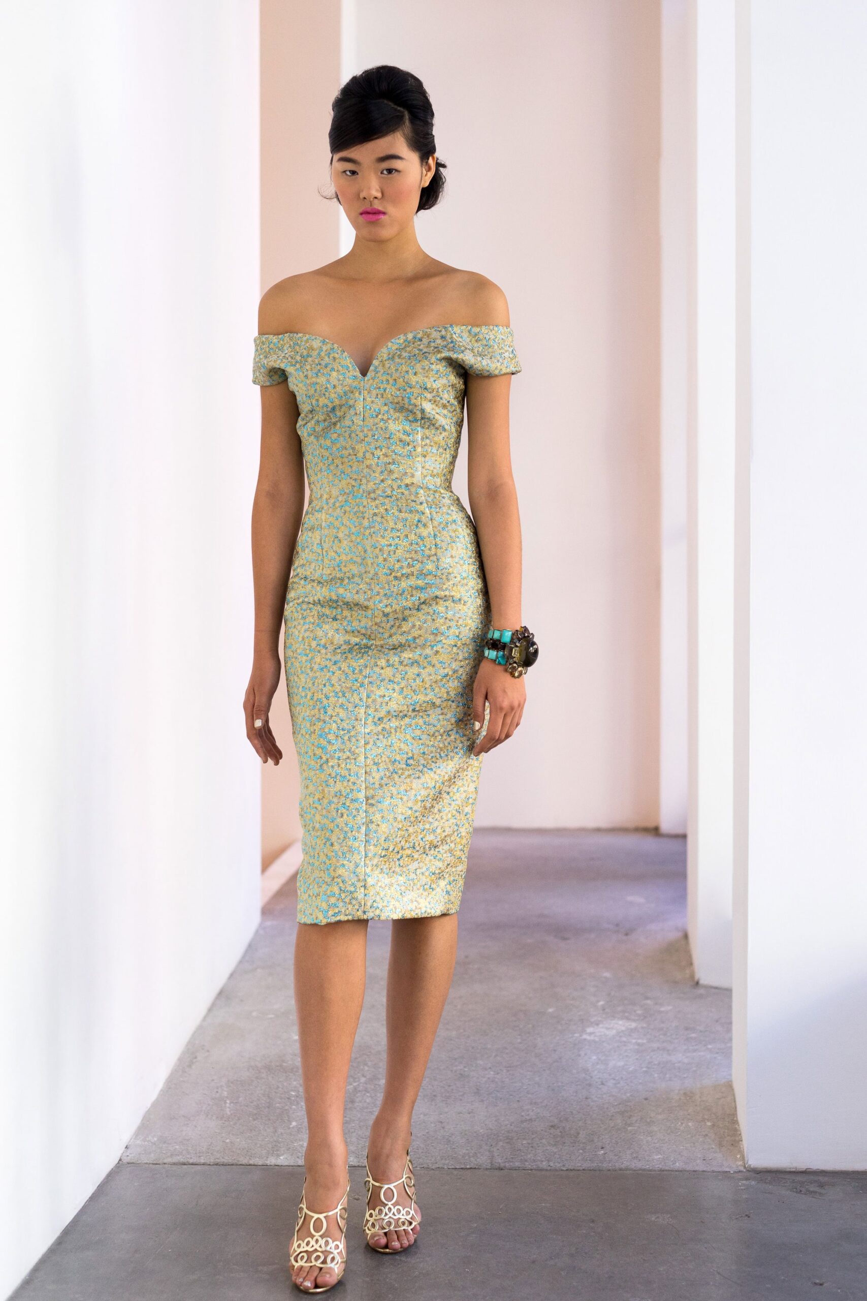 fitted off-shoulder midi dress