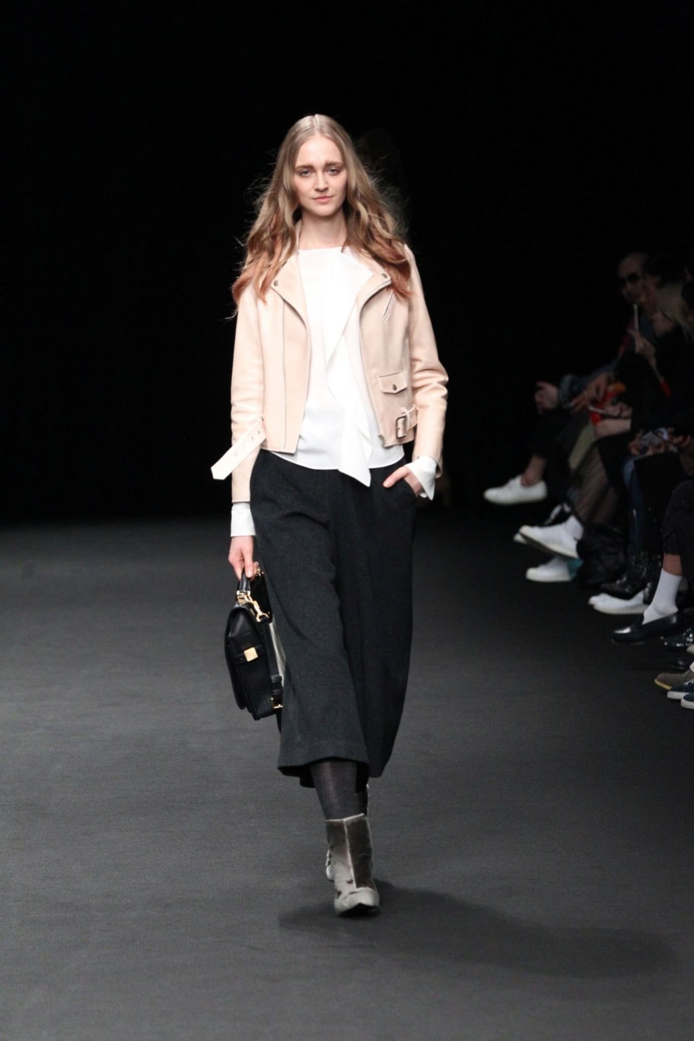 Beautiful People Tokyo F/W 15 Look 52