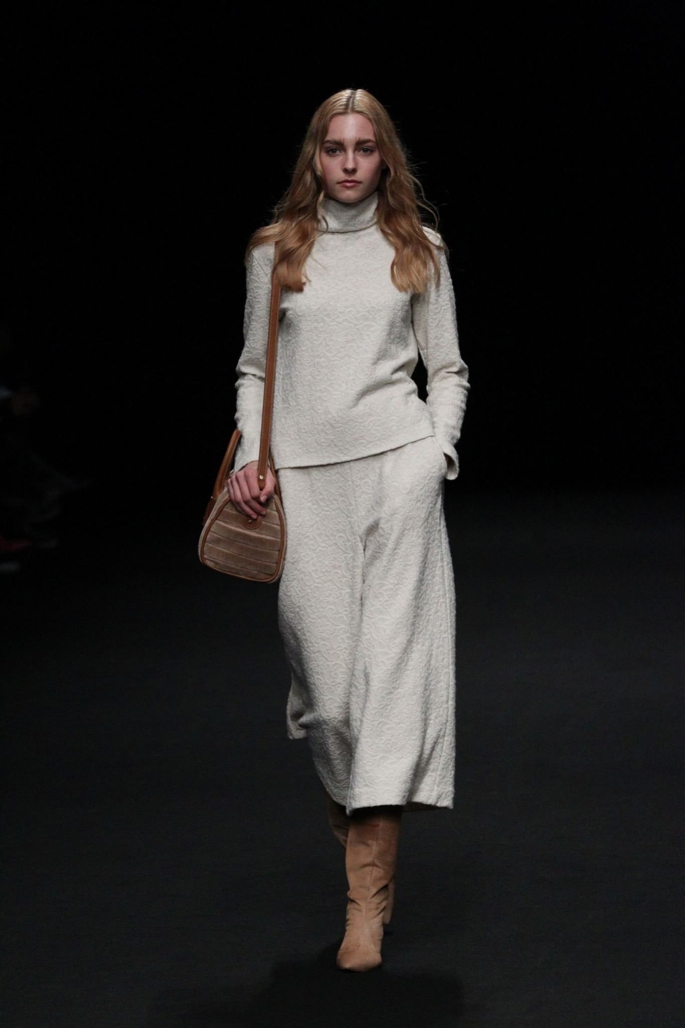 Beautiful People Tokyo F/W 15 Look 64