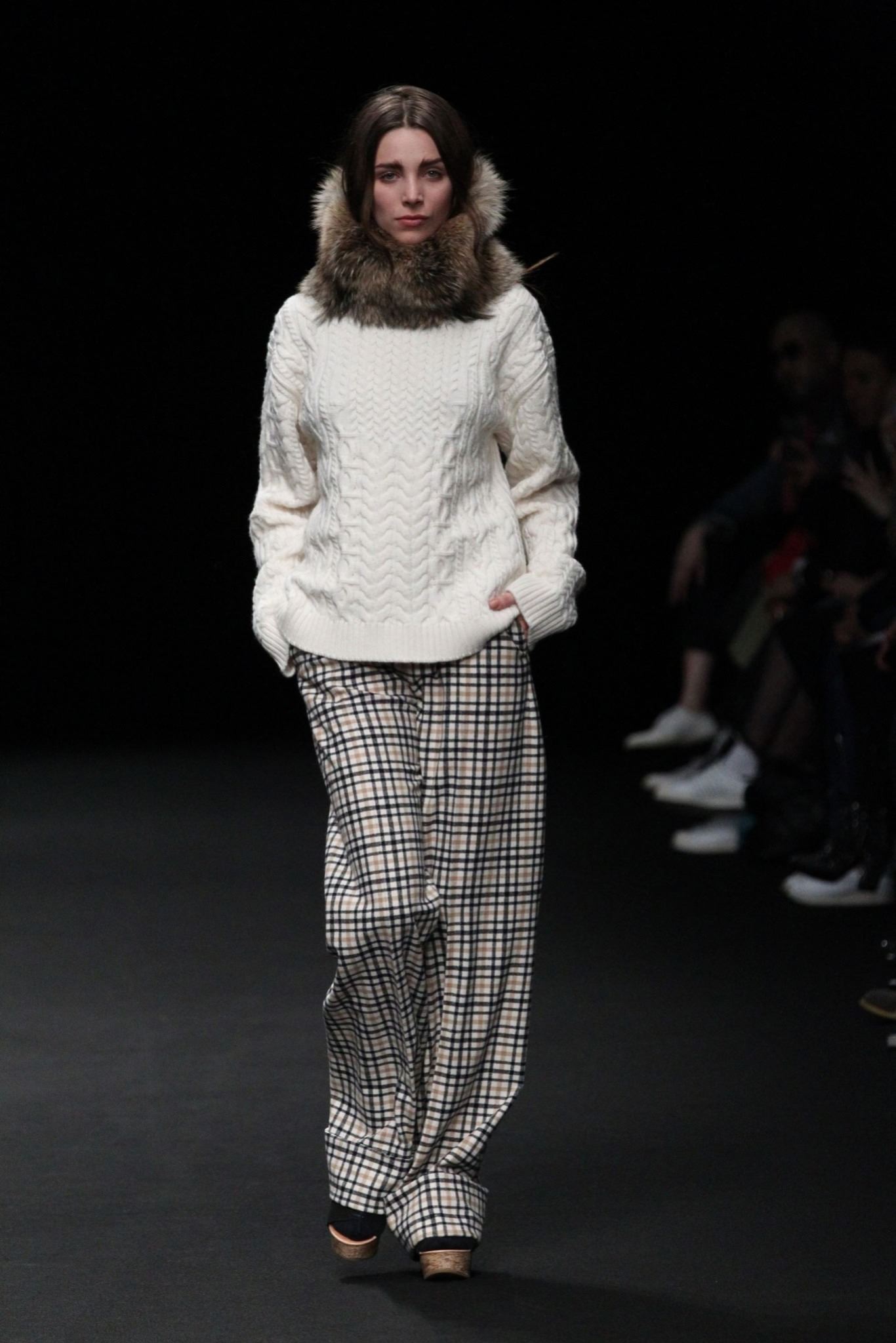 Beautiful People Tokyo F/W 15 Look 246