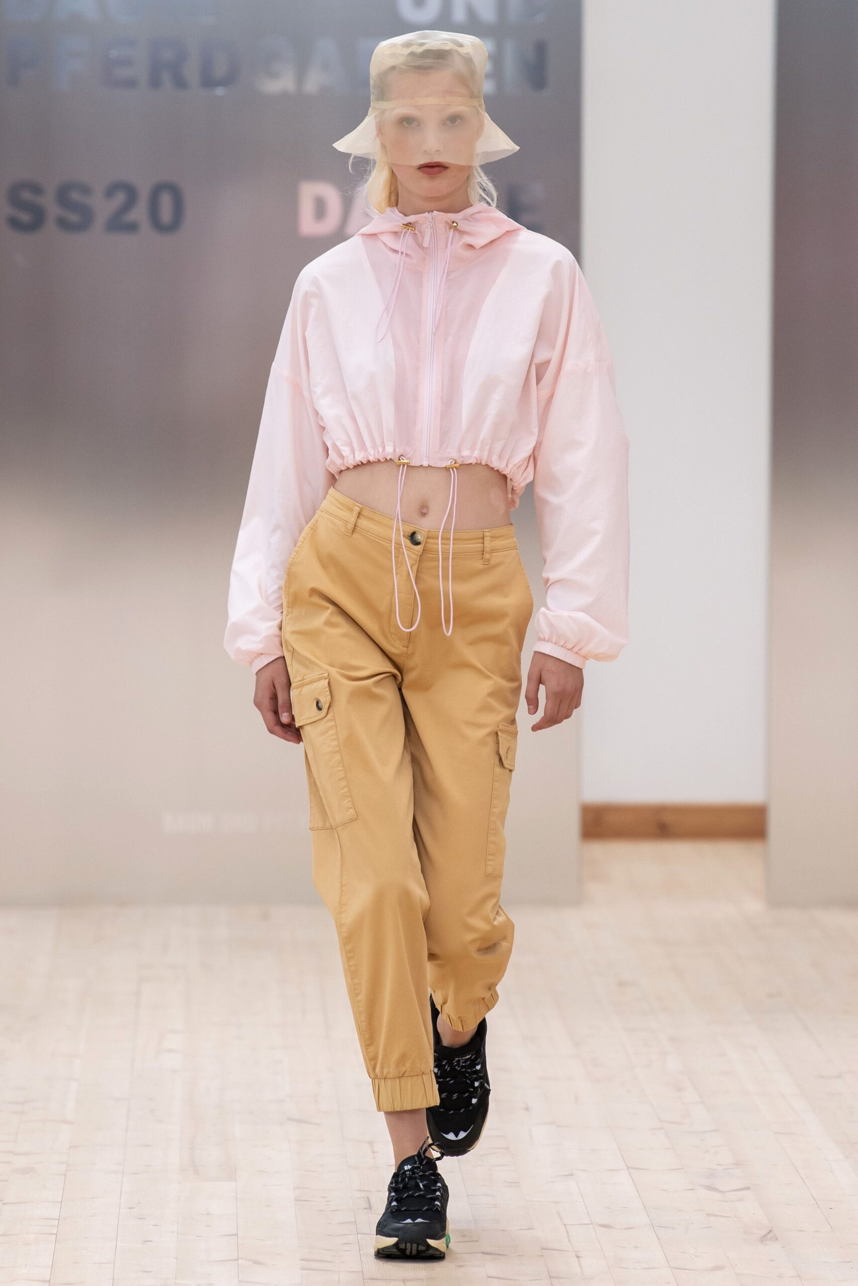 pink cotton long-sleeve hooded relaxed zippered cropped jacket