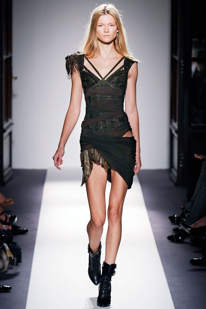 black and gold fitted mini dress