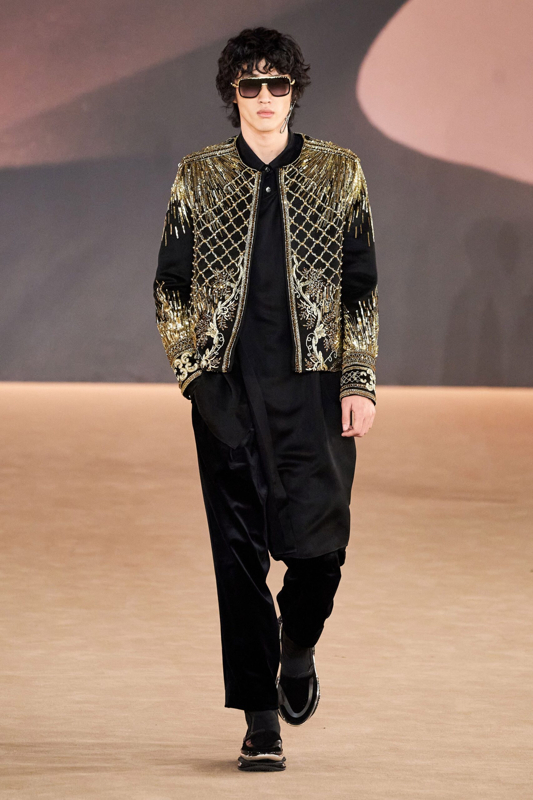black velvet long-sleeve collared fitted embroidered zippered jacket