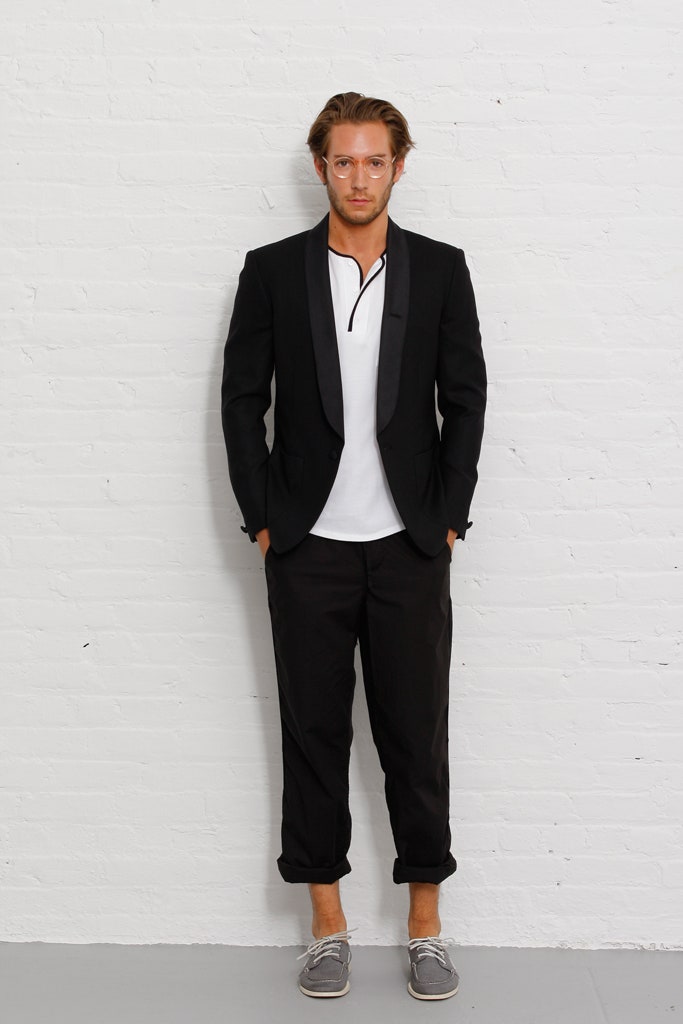black tailored blazer white shirt