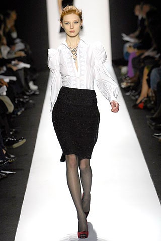 white fitted blouse black pencil skirt