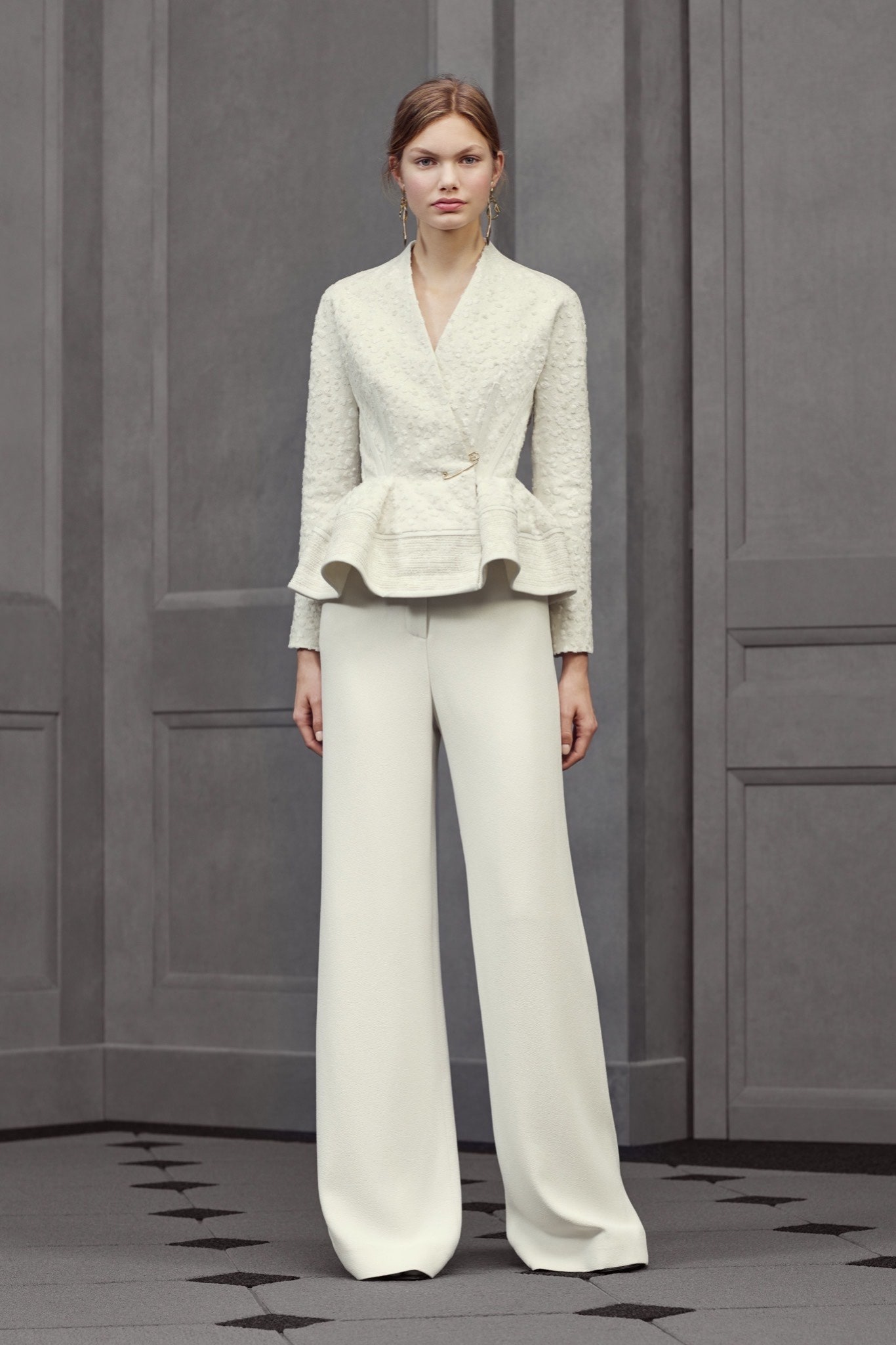 white cotton long-sleeve collared fitted flared blazer