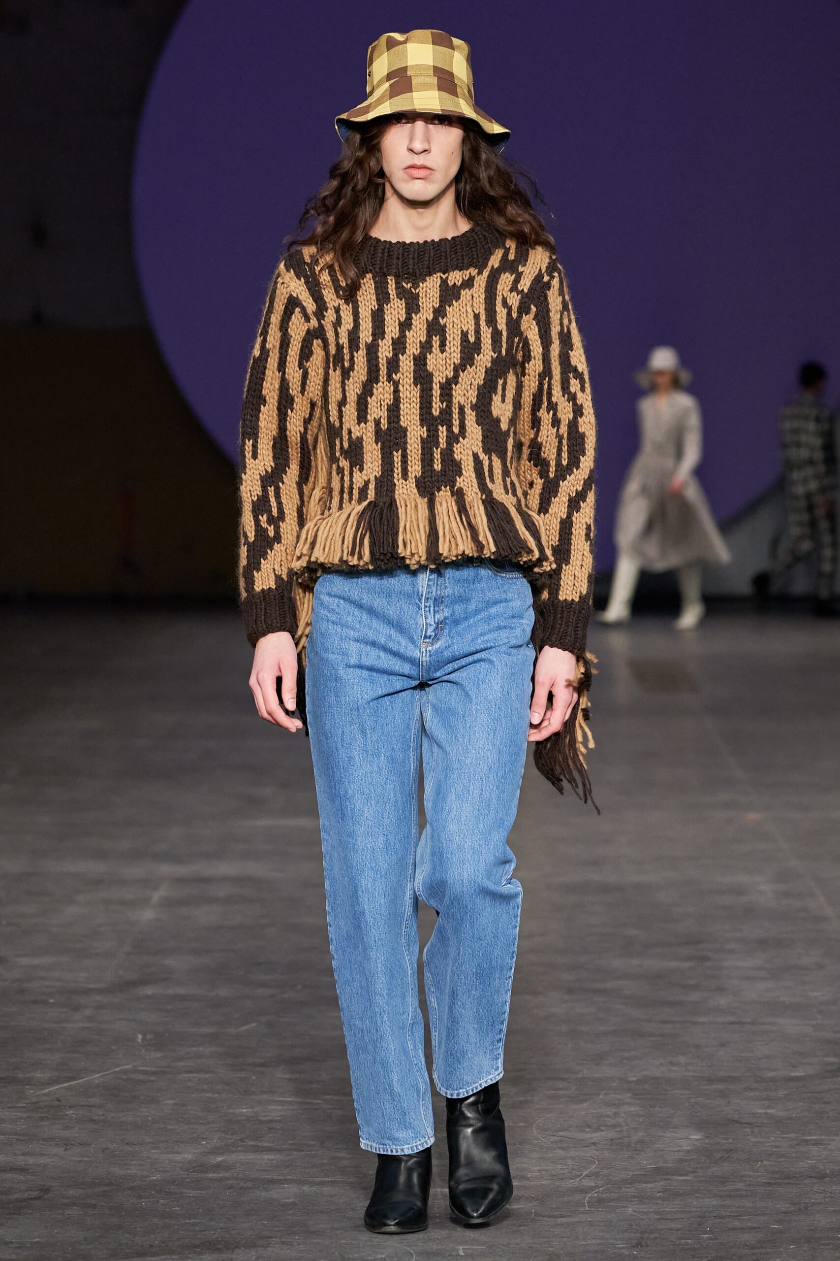 relaxed brown wool sweater with jeans