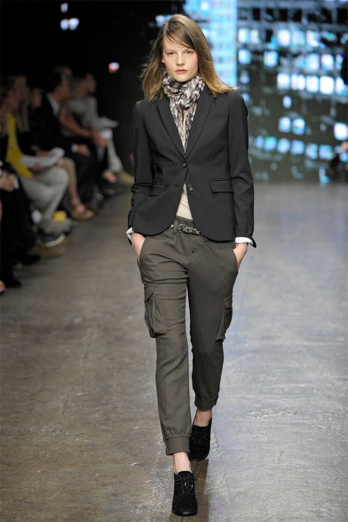 black tailored blazer with cargo pants