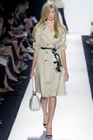 beige fitted trench coat