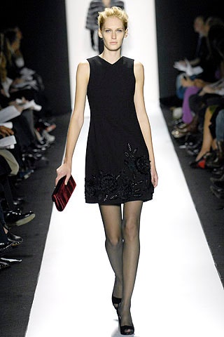 black fitted sleeveless dress