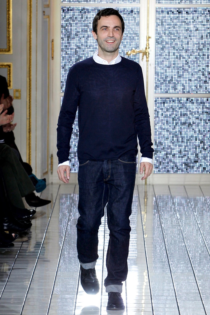 navy sweater with blue jeans