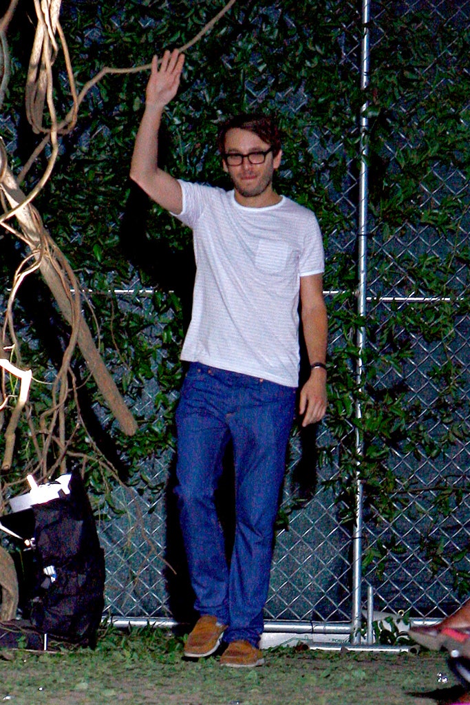 relaxed white t-shirt and blue jeans
