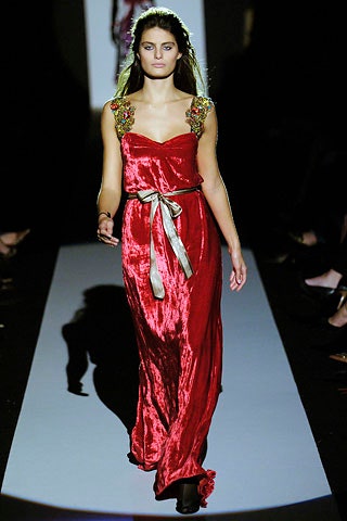 red velvet sleeveless gown