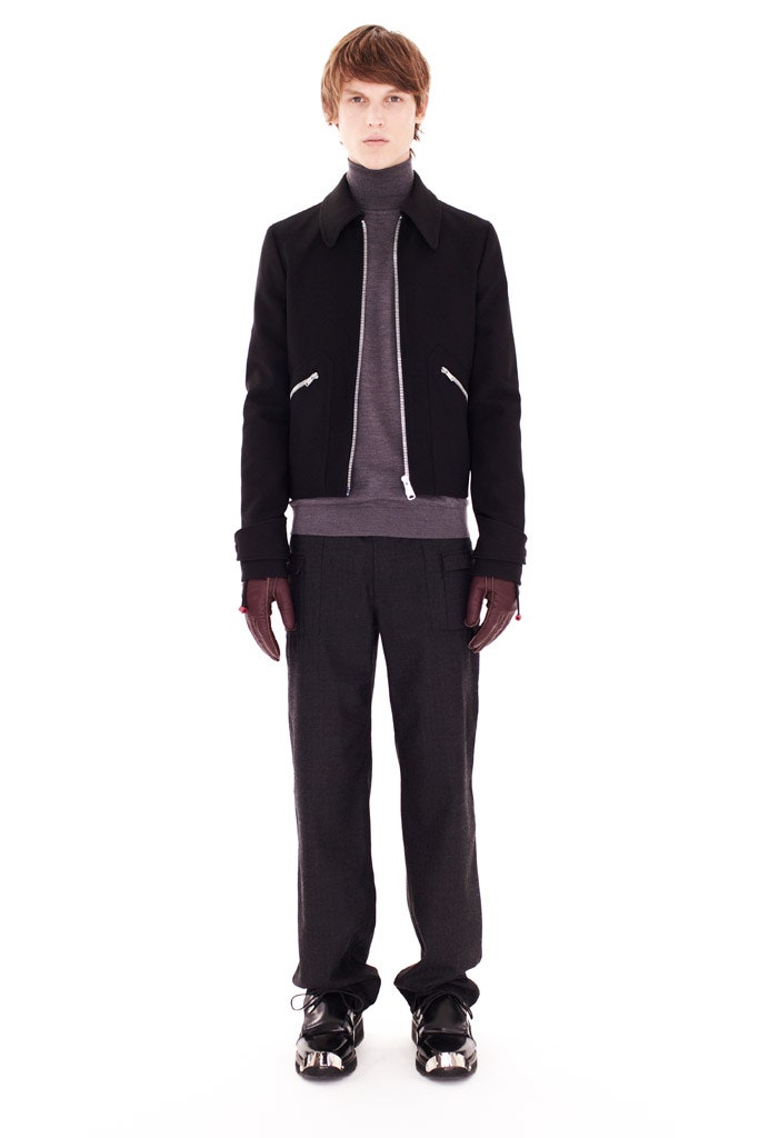 black wool long-sleeve collared tailored zippered jacket