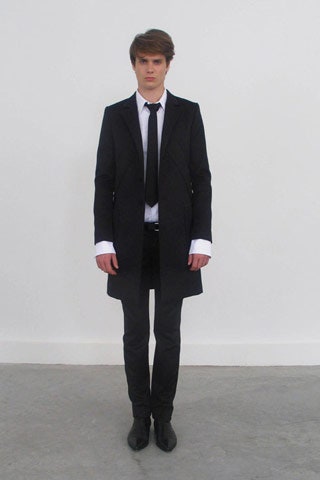 black long-sleeve collared fitted structured coat