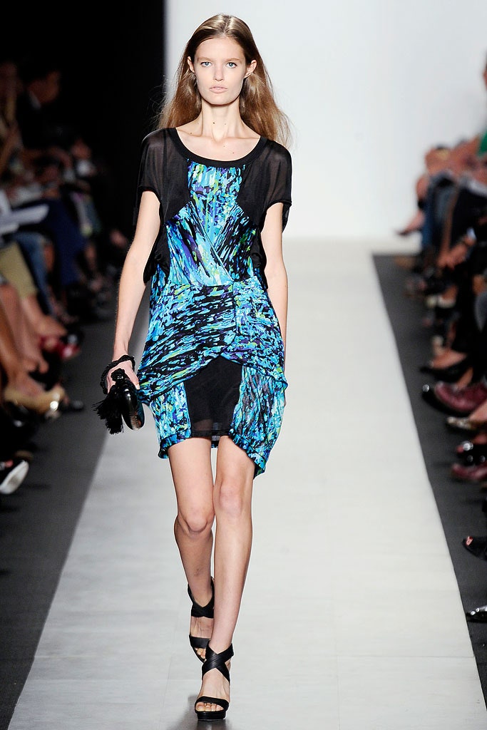 blue and black fitted dress