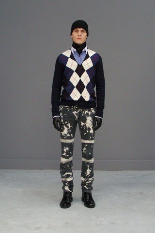 navy argyle sweater with distressed pants