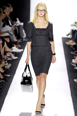 black fitted mini dress with bag