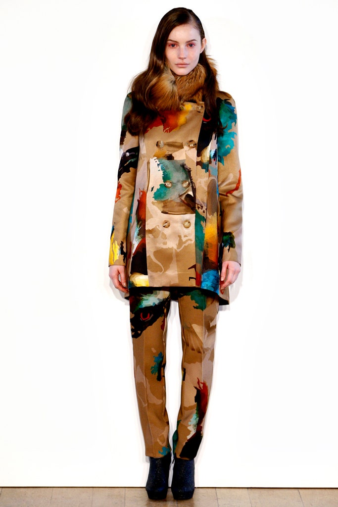 beige silk long-sleeve collared fitted buttoned printed coat