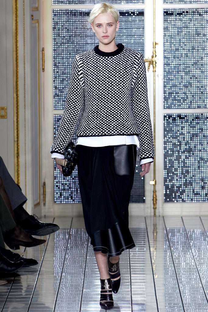 black and white fitted top with pencil skirt
