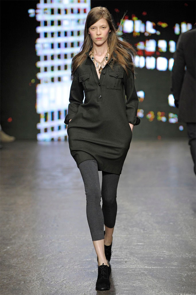 black relaxed dress with leggings