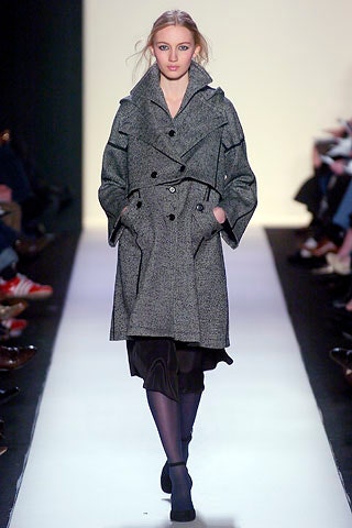 gray wool long-sleeve collared relaxed buttoned pockets coat