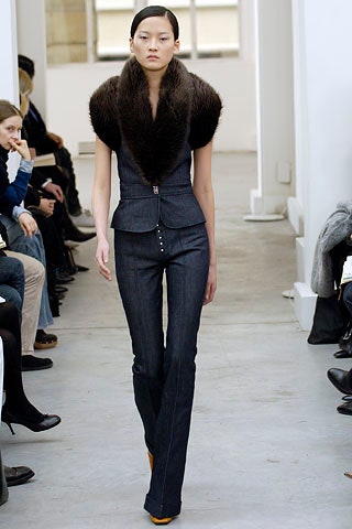 gray fur short-sleeve collared fitted structured jacket