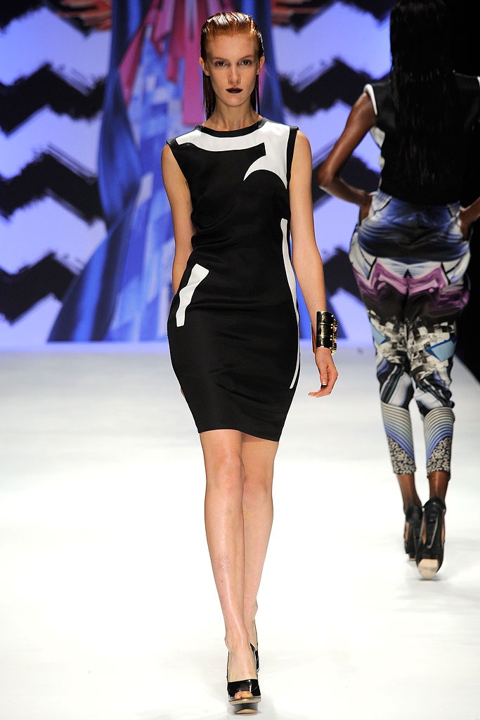 black and white fitted dress