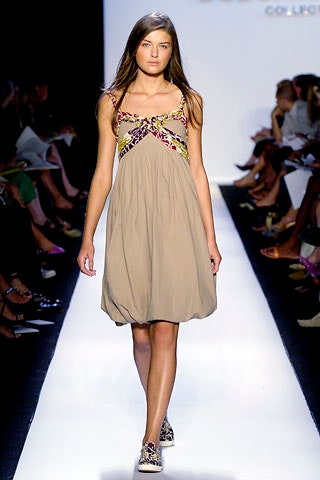 beige relaxed mini dress with printed shoes