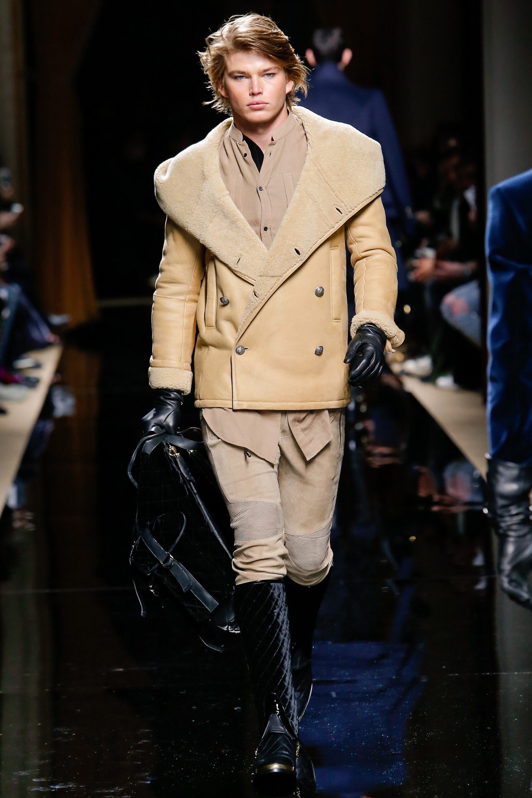 beige leather long-sleeve collared fitted jacket