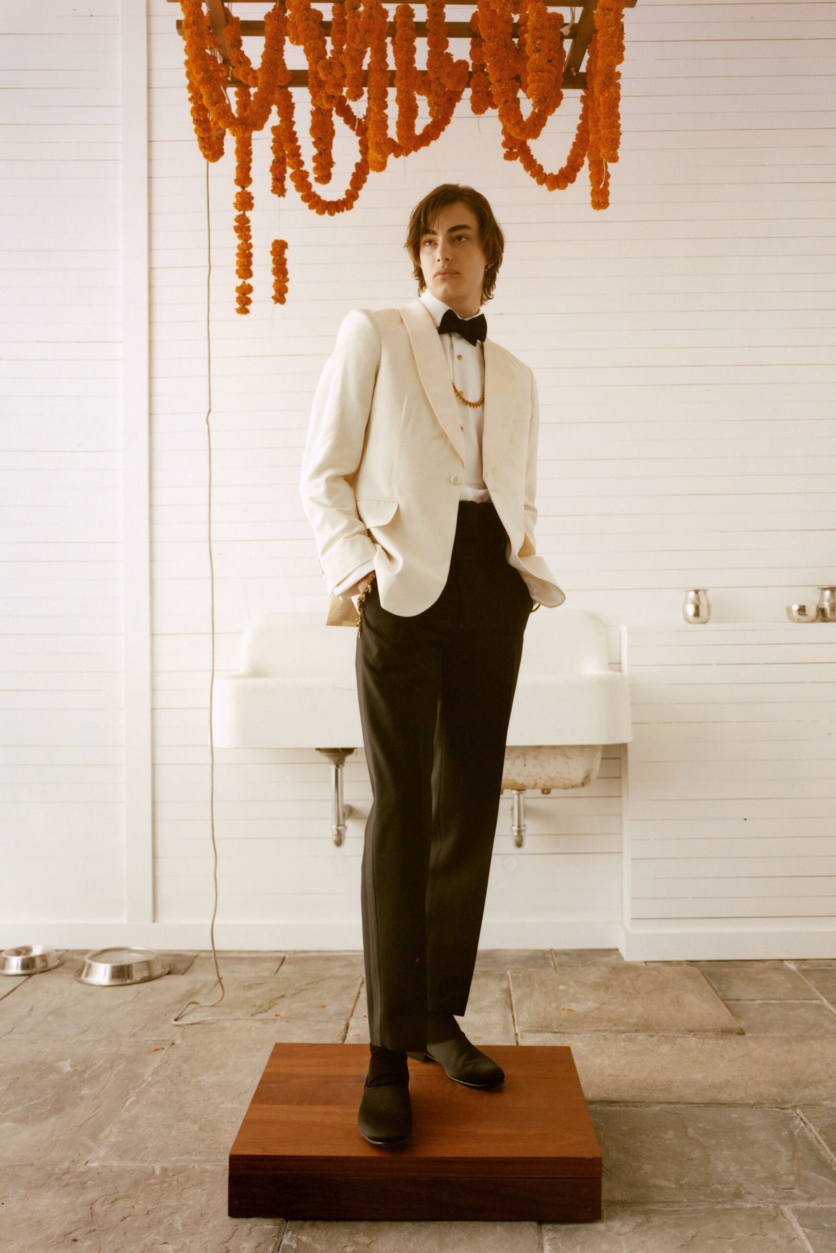 ivory unknown long-sleeve collared tailored buttoned blazer