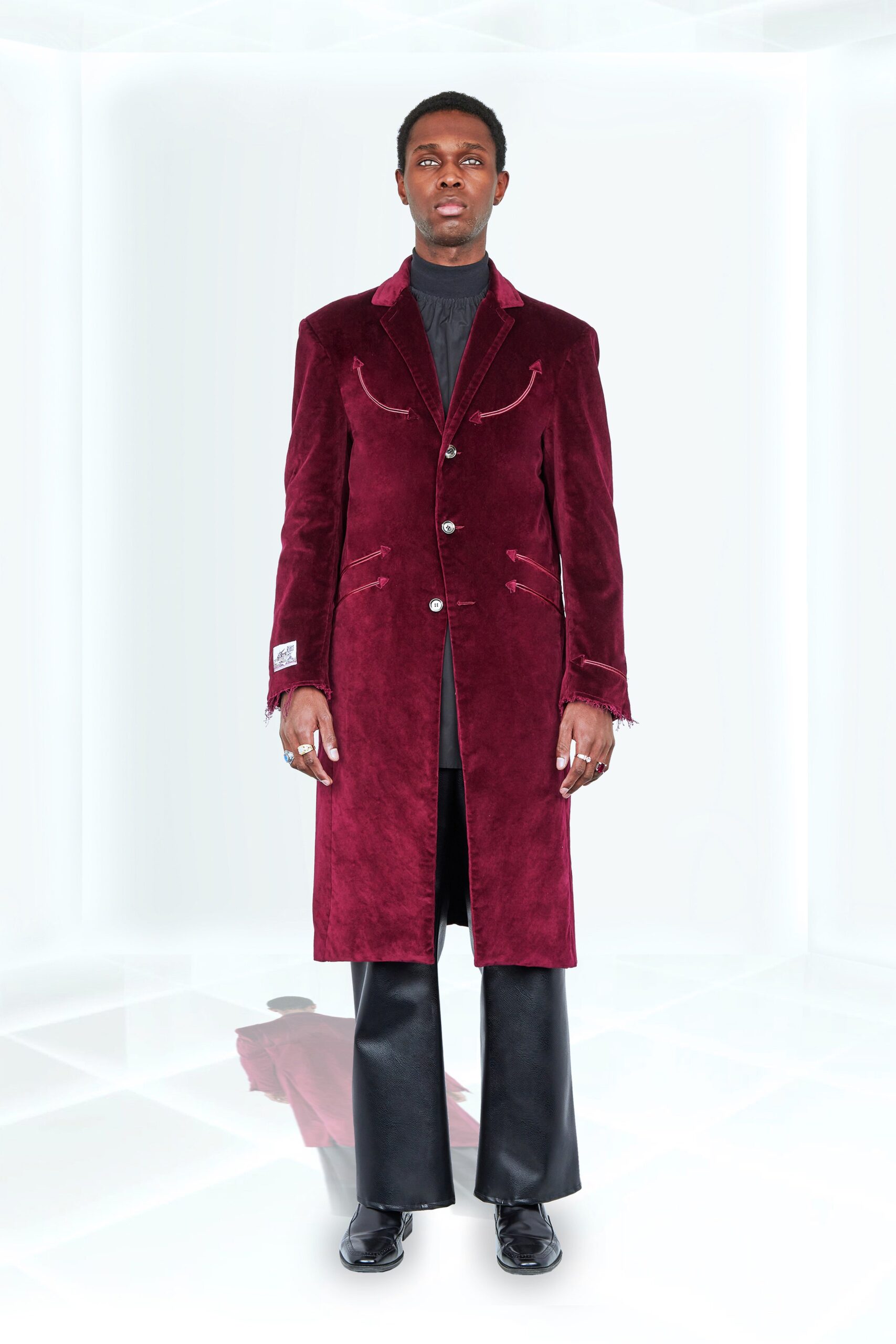 red velvet long-sleeve collared tailored embroidered buttoned coat