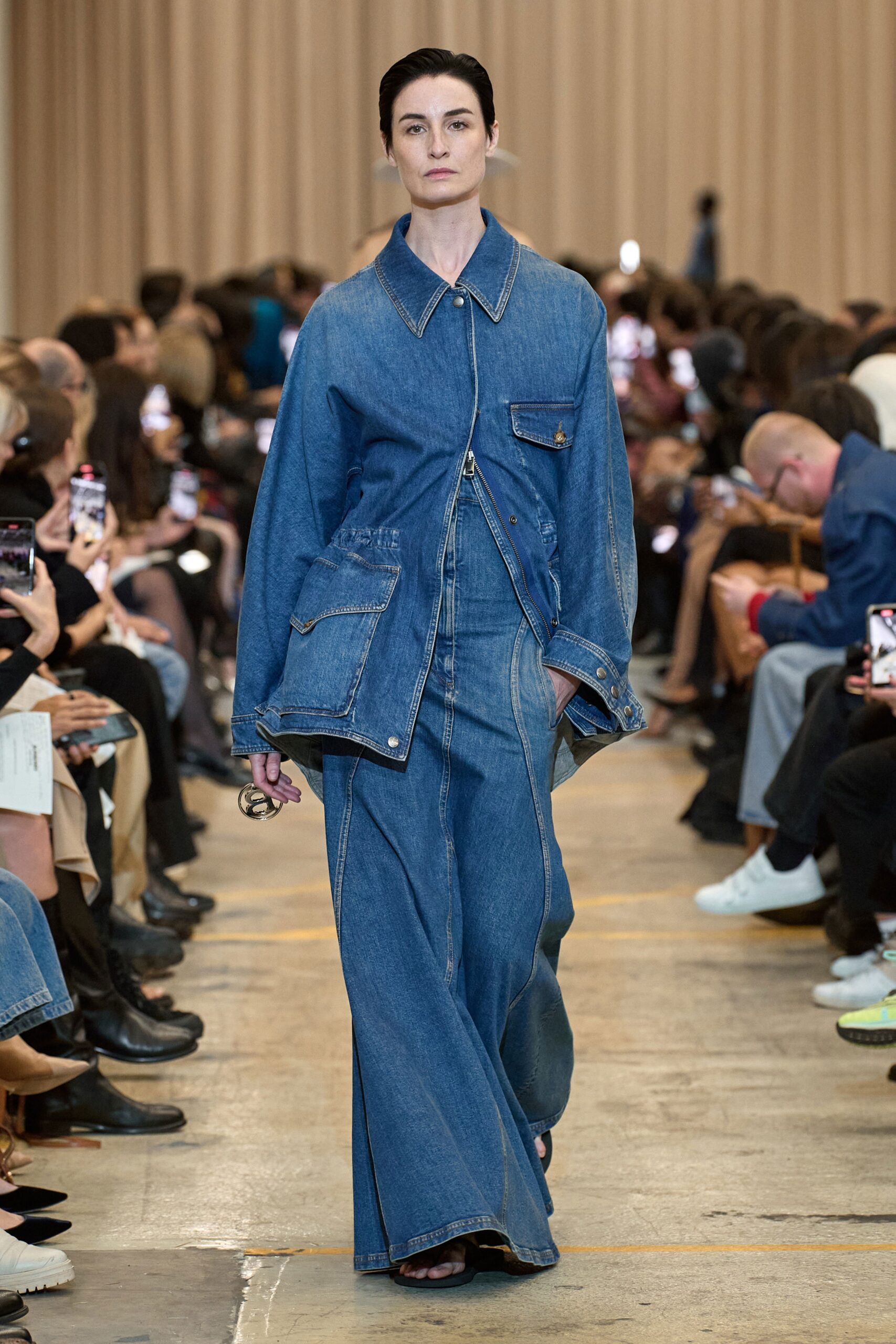Burberry S/S 23 Look 39