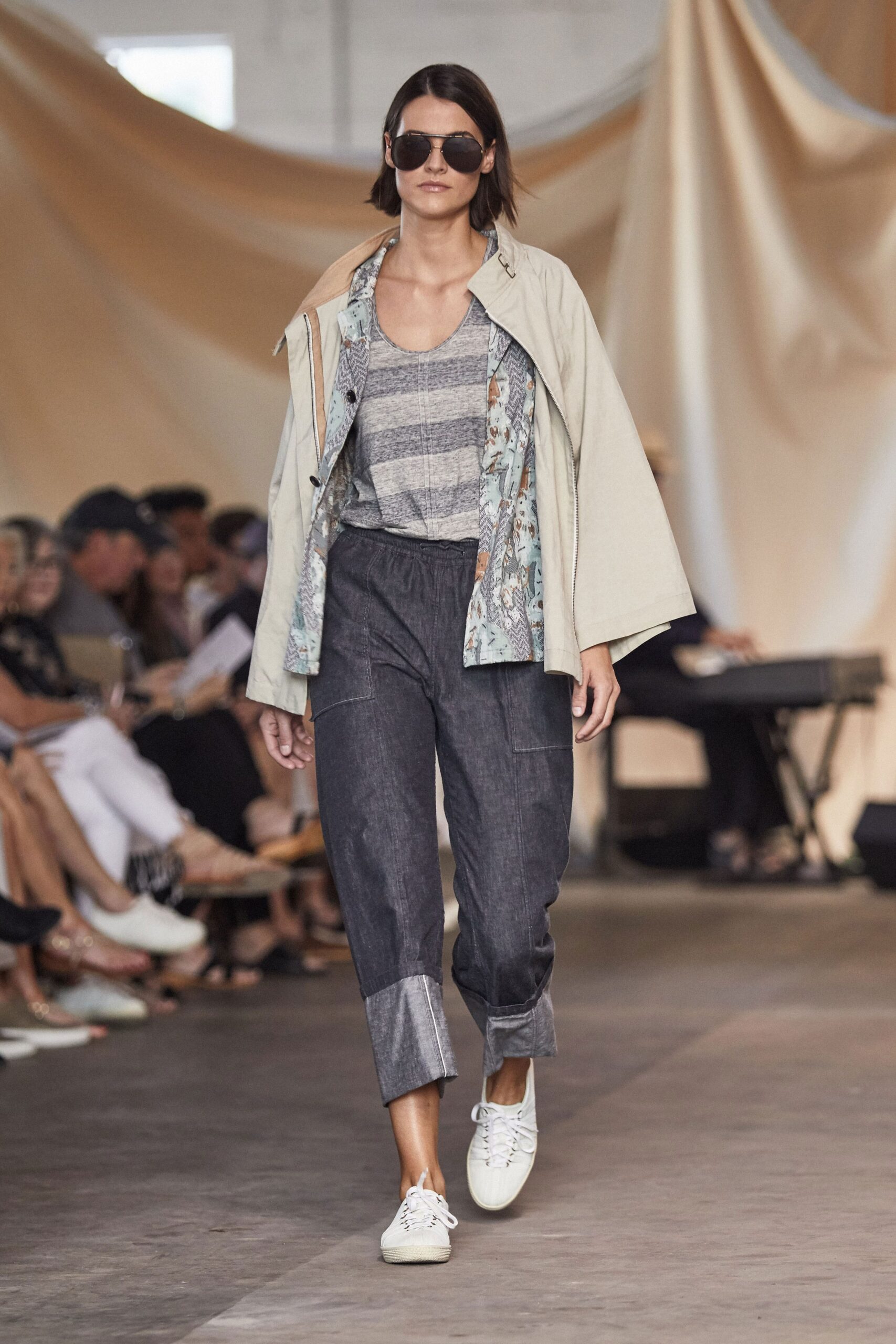 gray jersey sleeveless scoop-neck relaxed striped top