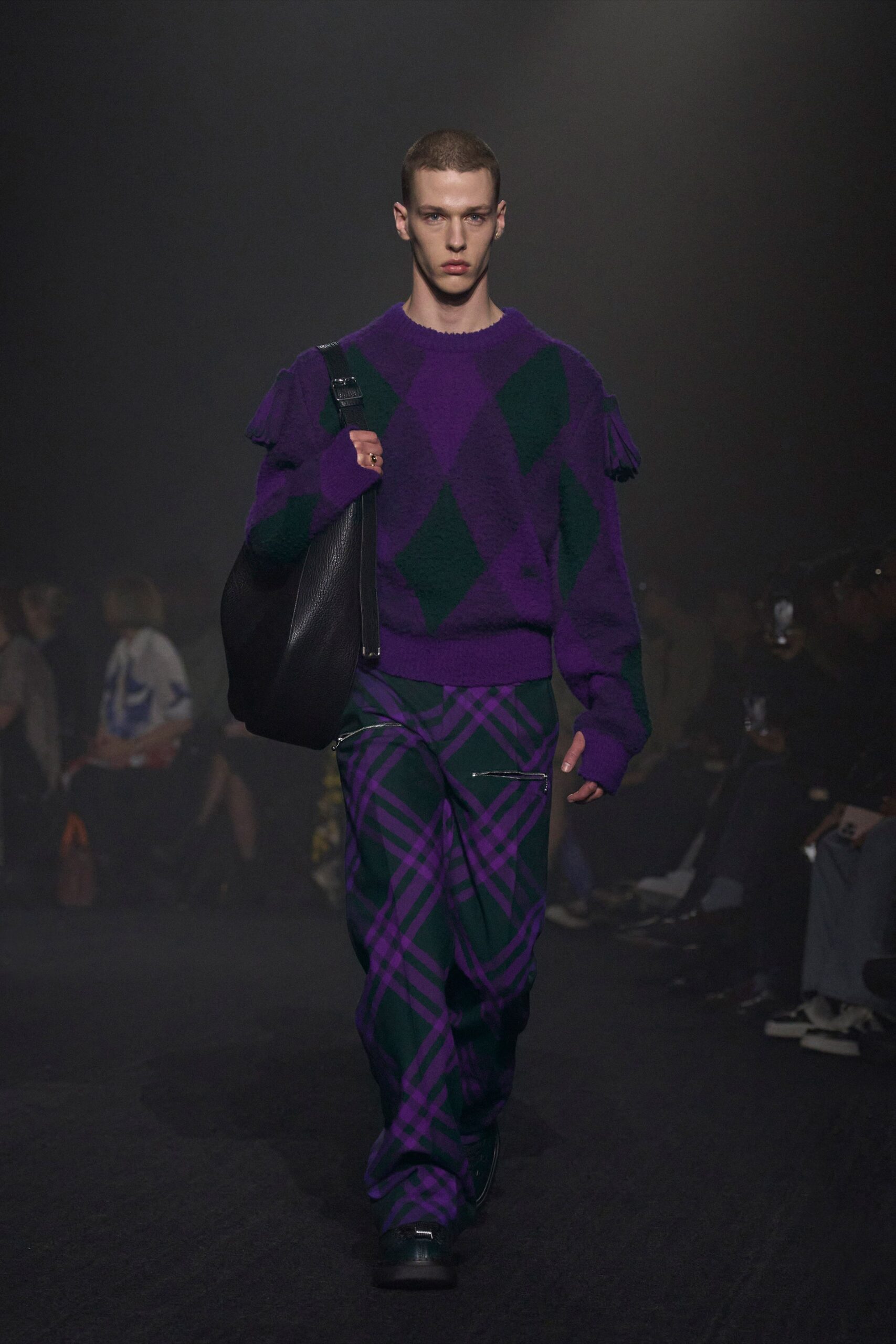 Burberry F/W 23 Look 62
