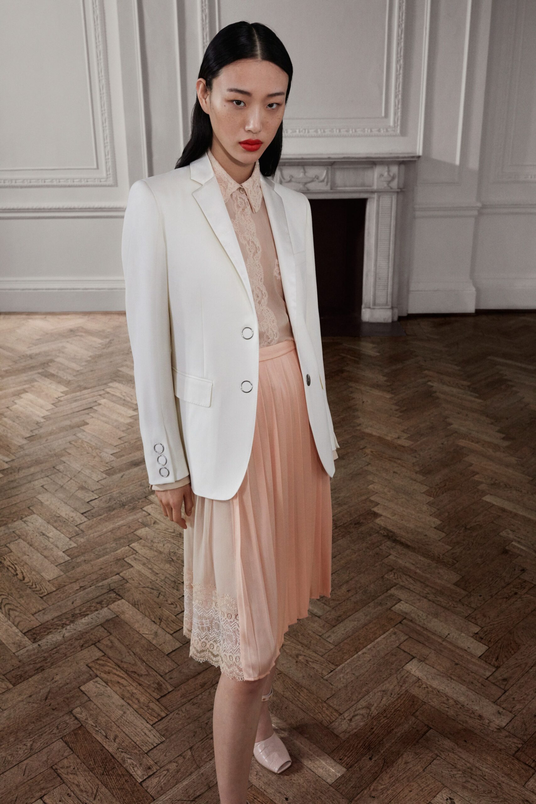 Burberry F/W 19 Look 61