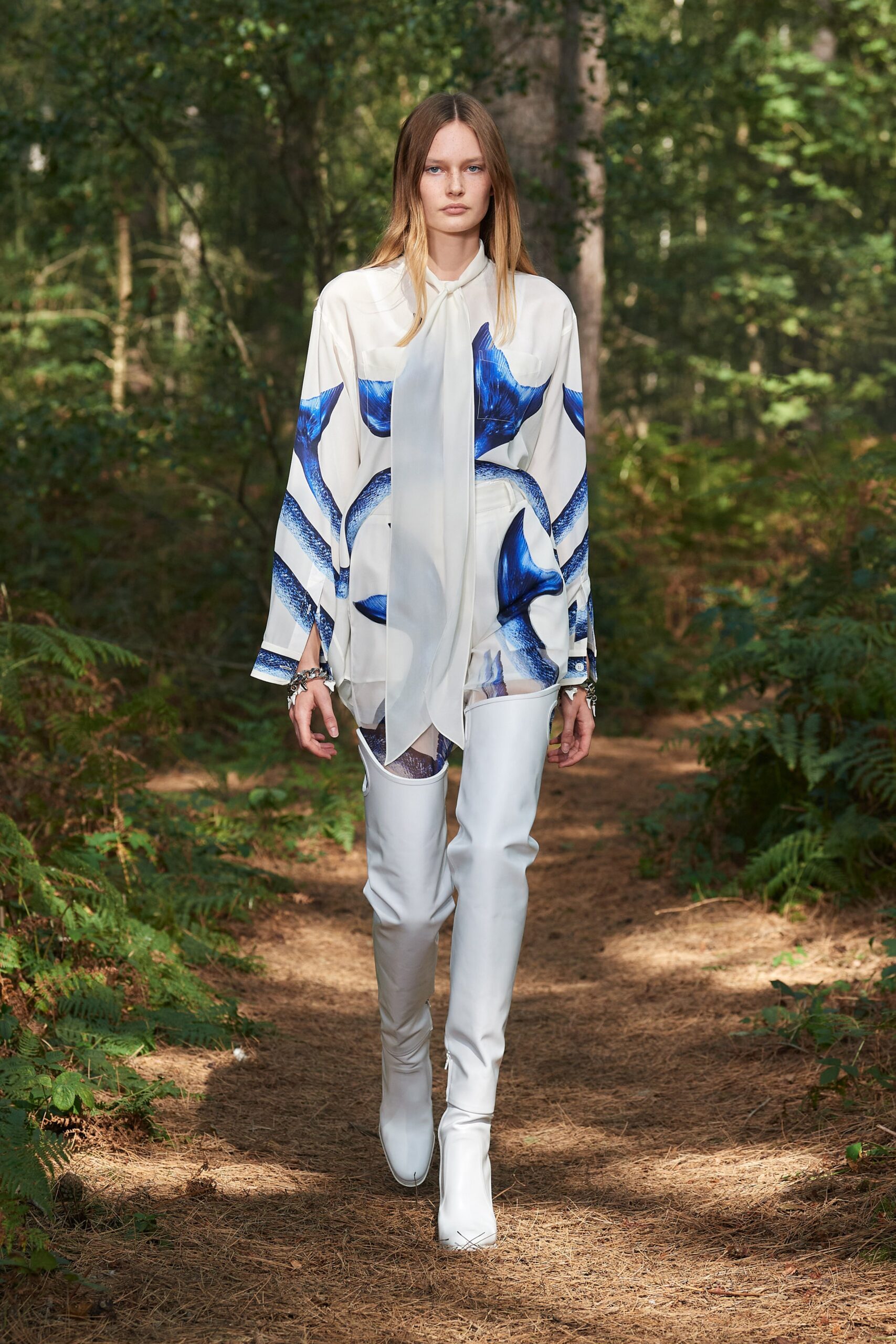 Burberry S/S 21 Look 44