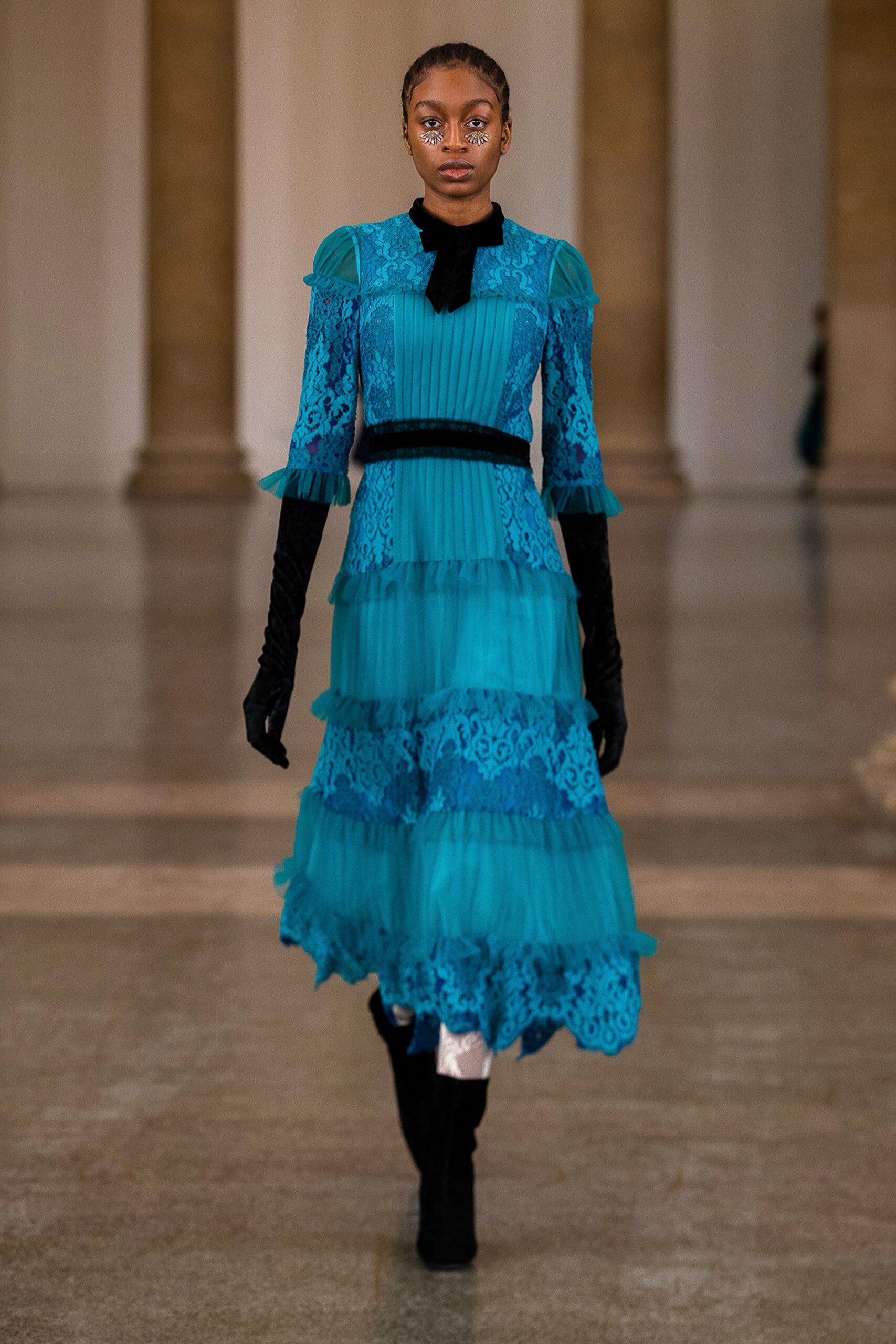 Bora Aksu F/W 21 Look 108