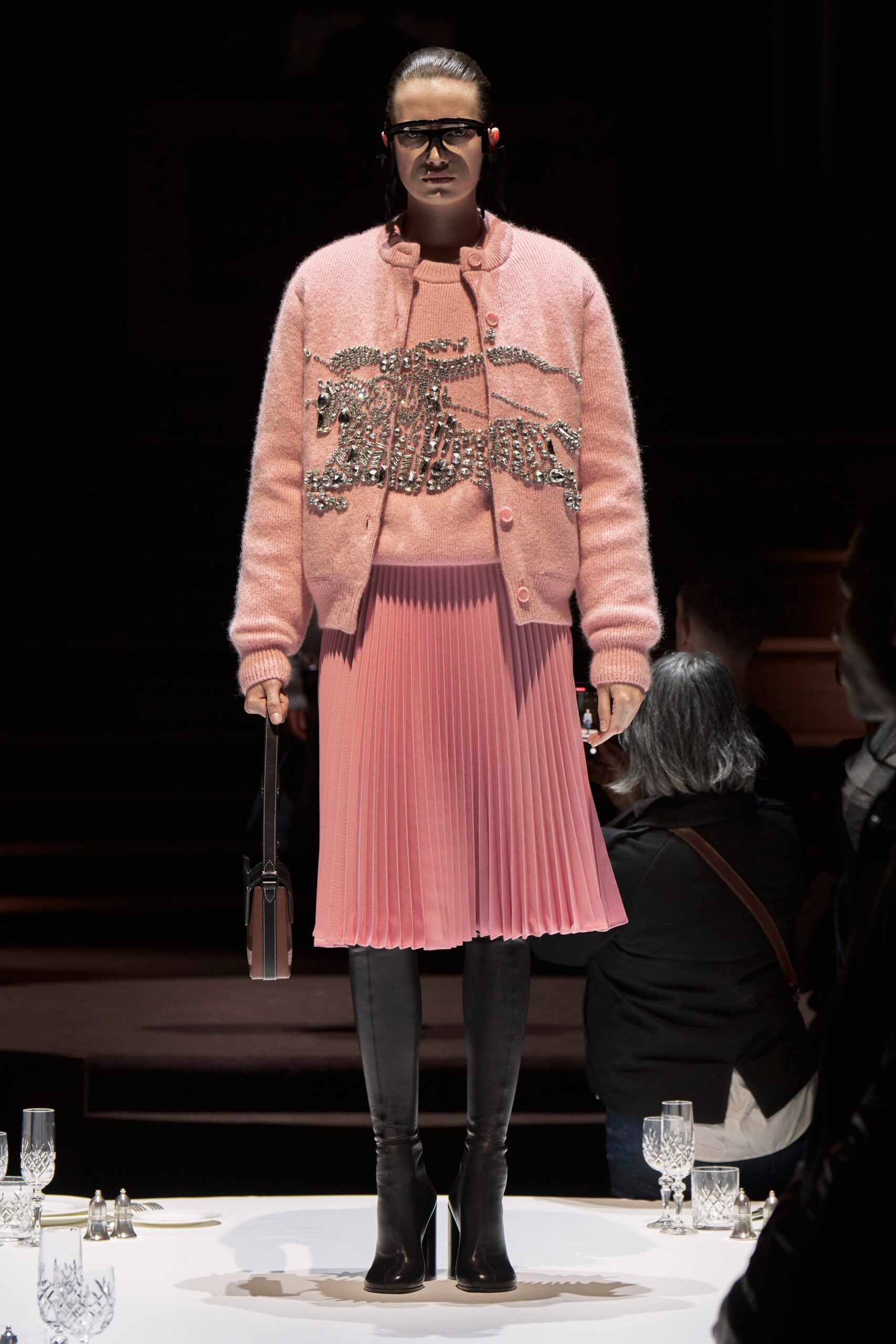 Burberry F/W 22 Look 145