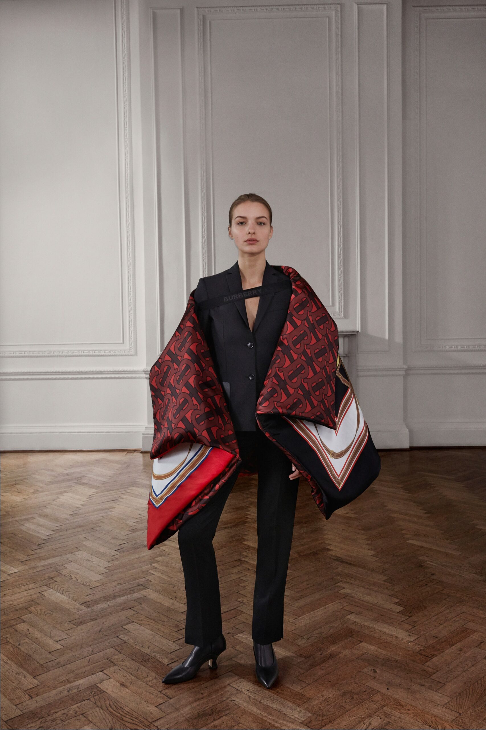 Burberry F/W 19 Look 119