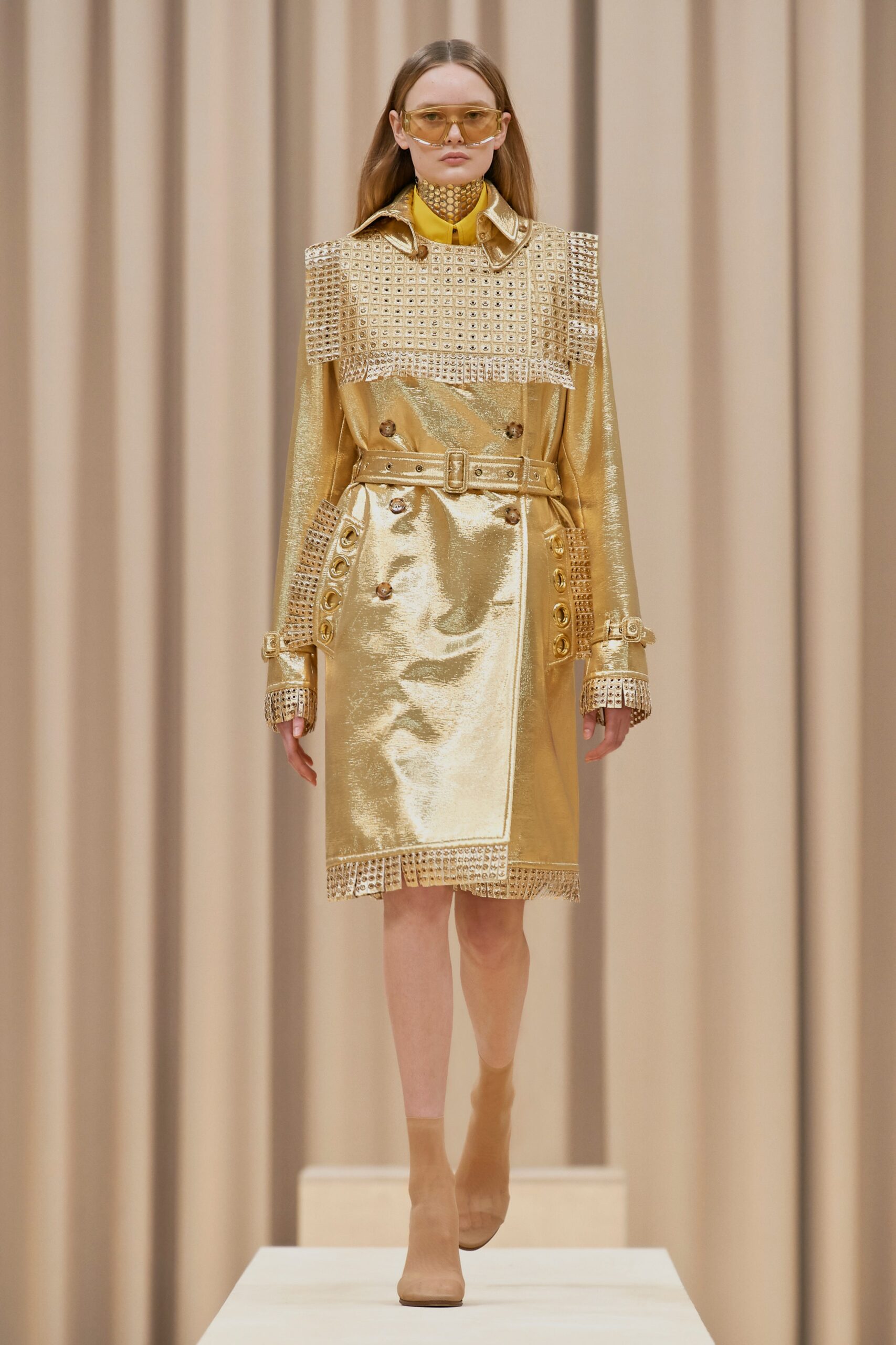 Burberry F/W 21 Look 147
