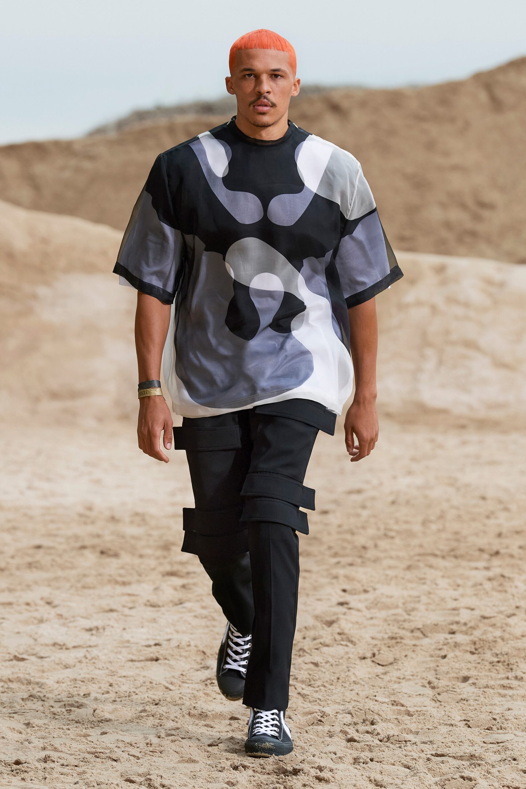 Burberry S/S 22 Menswear Look 109