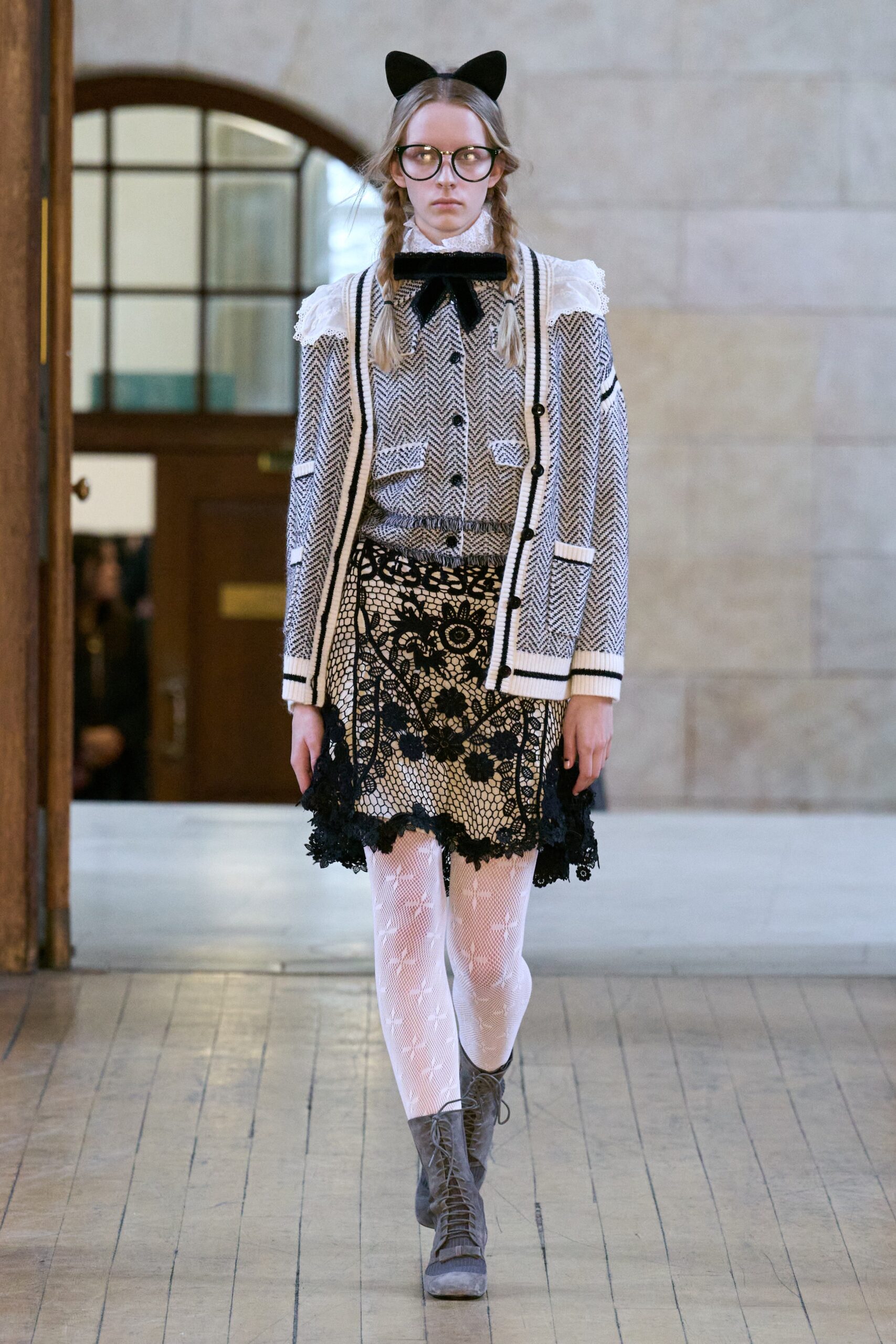 Bora Aksu F/W 23 Look 108
