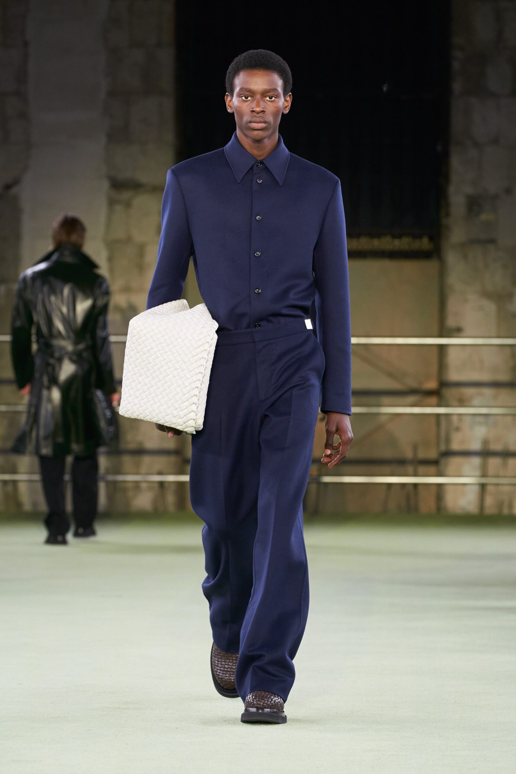Bottega Veneta F/W 22 Look 124