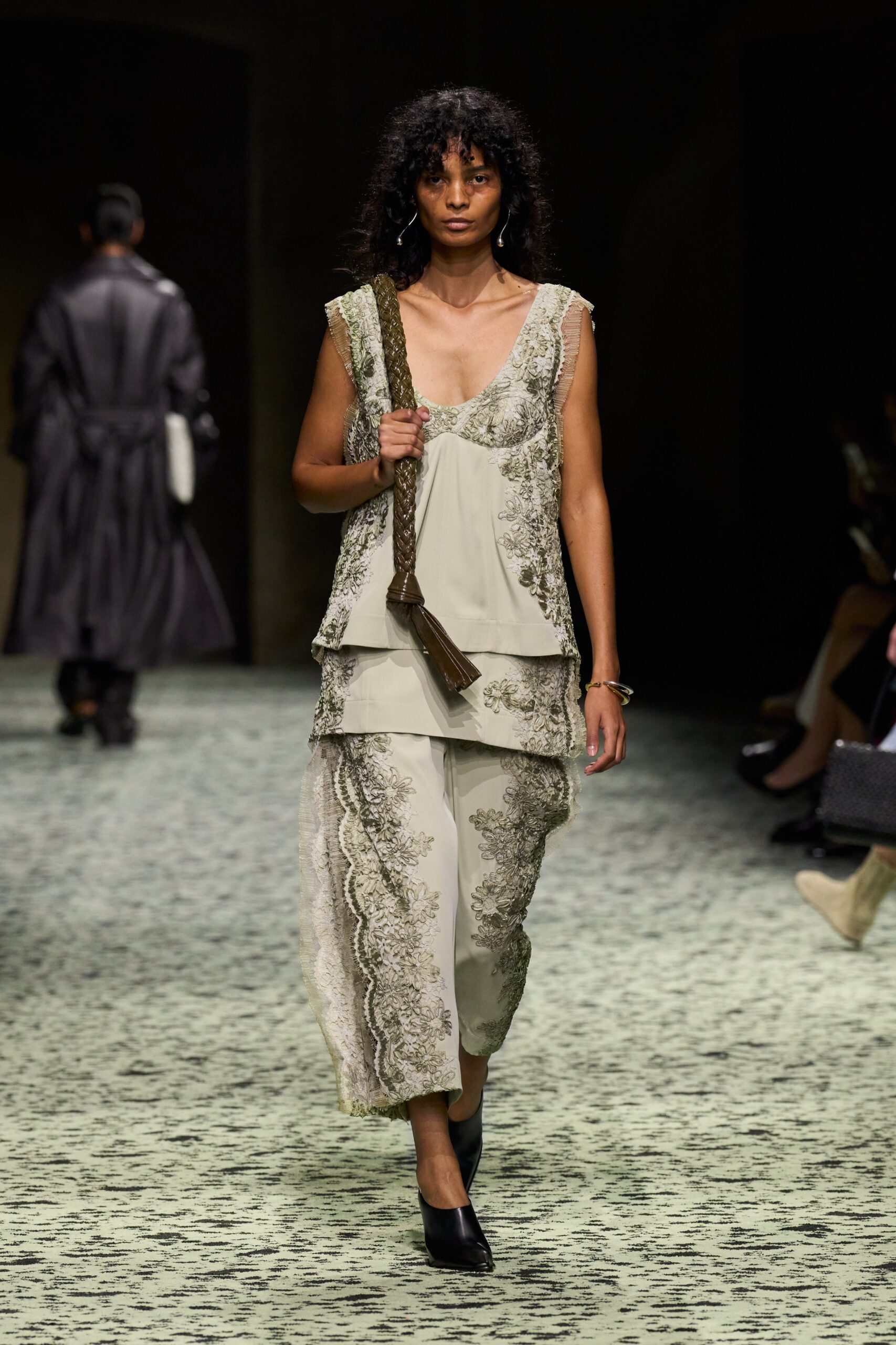 Bottega Veneta F/W 23 Look 146