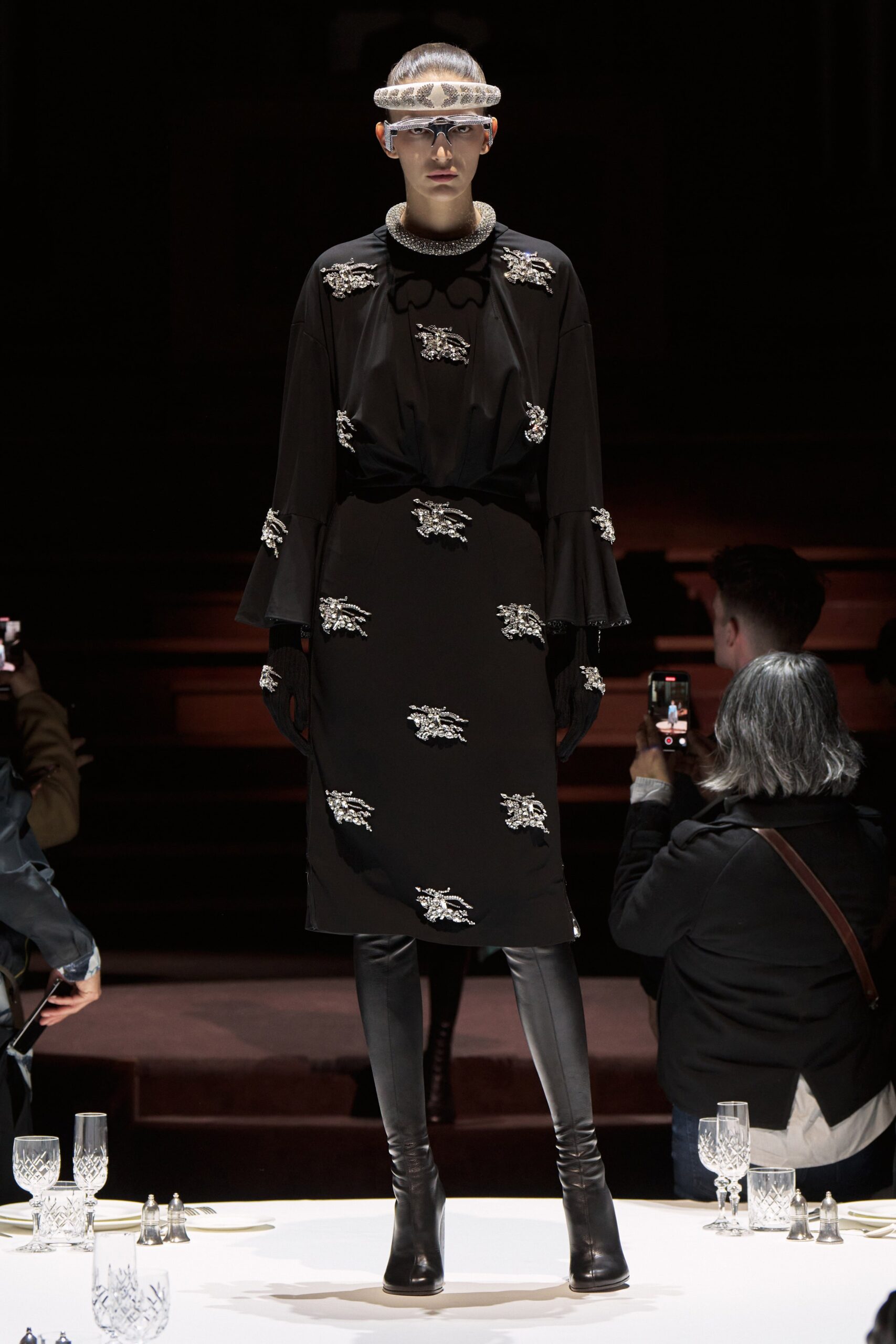 Burberry F/W 22 Look 169