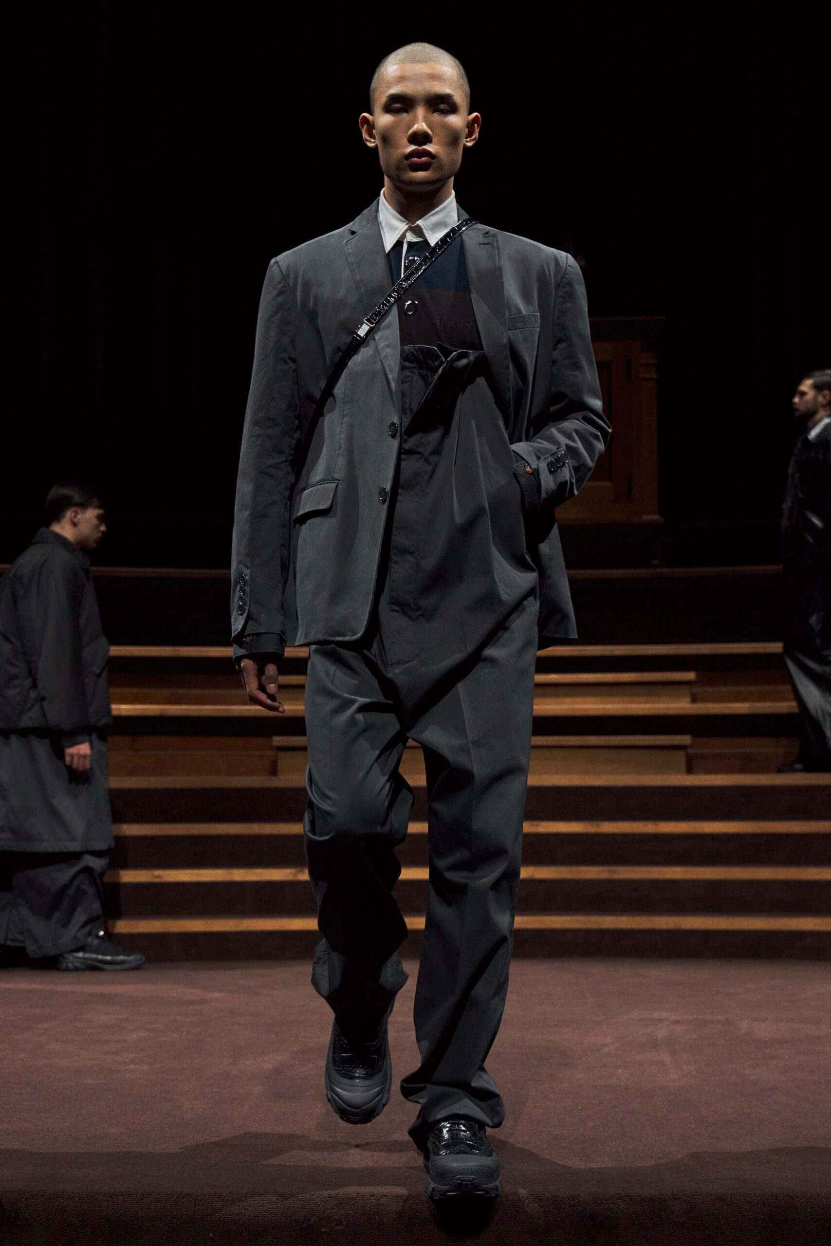 Burberry F/W 22 Menswear Look 175