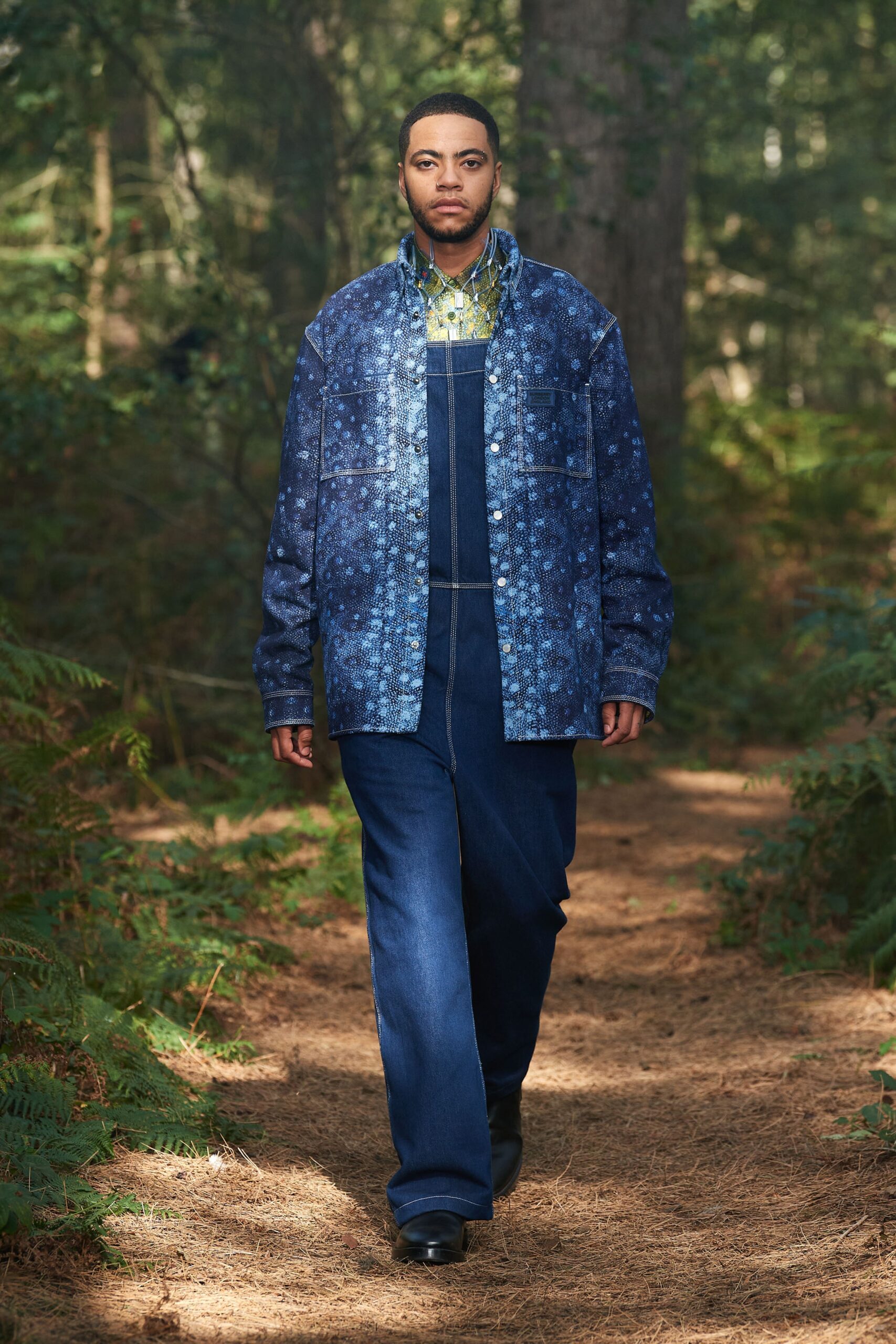 Burberry S/S 21 Menswear Look 204